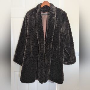 Vintage Genuine Sheared Fur Jacket Made in USA Dark Brown 3/4 Length Zebra Desig